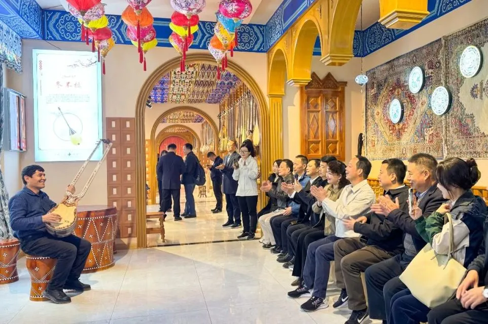 4.webp 2024年11月4日至8日,为深入学习贯彻习近平总书记关于新疆工作和对口支援工作的重要指示精神,